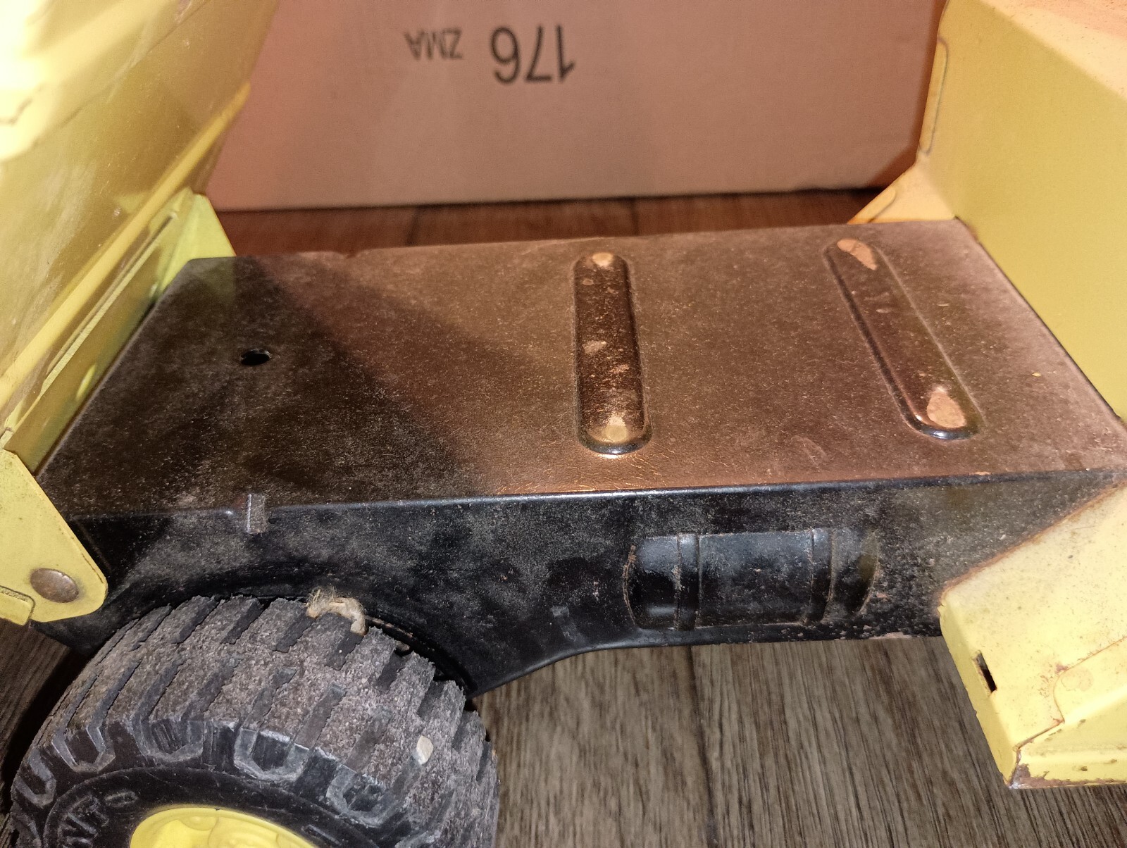 VTG. 1960s/70s (17 Inch) Yellow Nylint Dump Truck – Made In Rockford IL