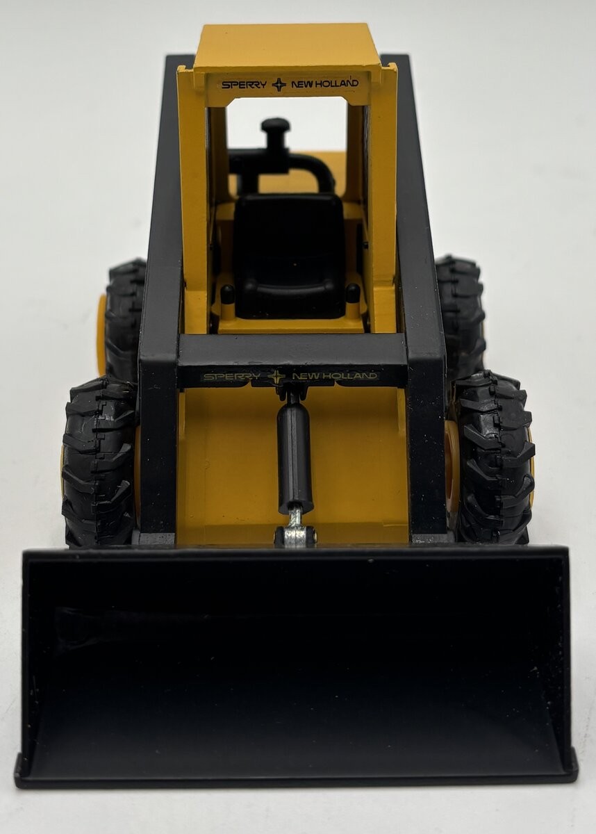 NZG 276 1:25 Scale Diecasr New Holland L-555 Super Boom Loader LN/Box