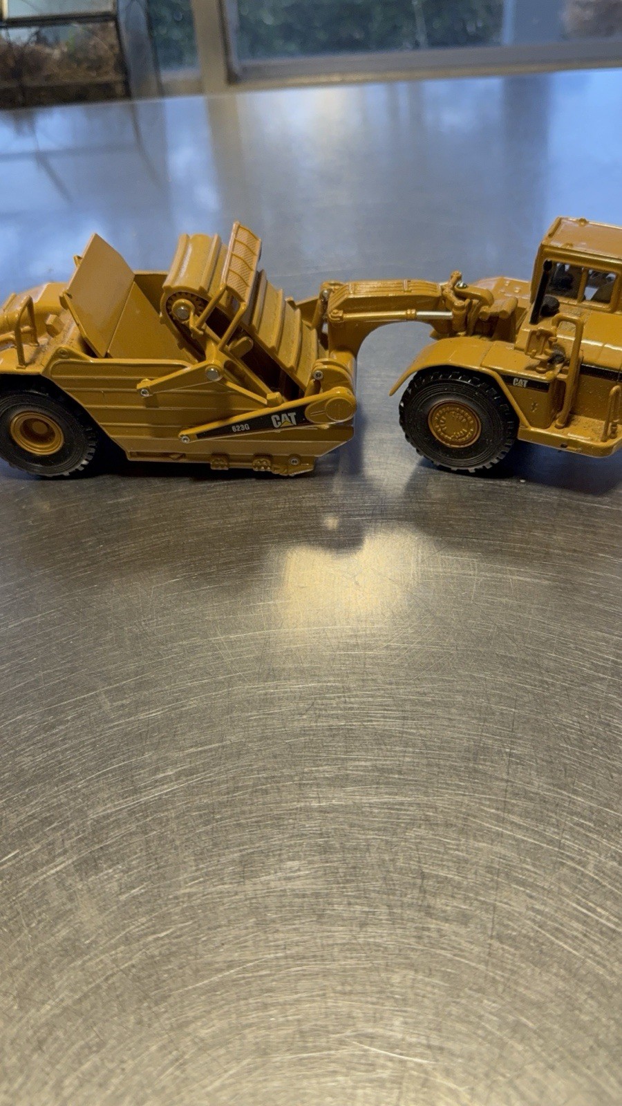 Norscot 1/50 Caterpillar 623G Elevating Scraper #55097