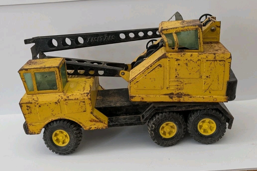 Vtg Nylint Michigan Crane Truck Pressed Steel Yellow Black Parts or Restoration