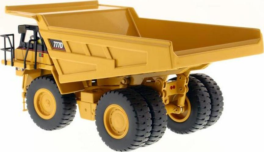 CAT Caterpillar 777D Off Highway Dump Truck with Operator Core Classics 1/50