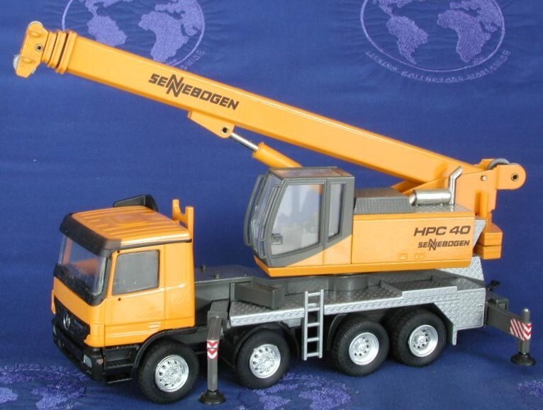 Conrad 40141 Sennebogen HPC40 Truck-Mounted Hydraulic Crane 1/50 Die-cast MIB