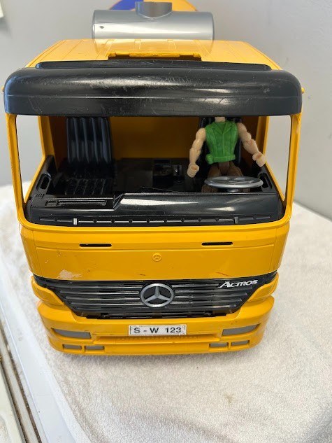 Bruder Mercedes Yellow Blue Large 21 X 10″ Cement Mixer 4143 Made In Germany.