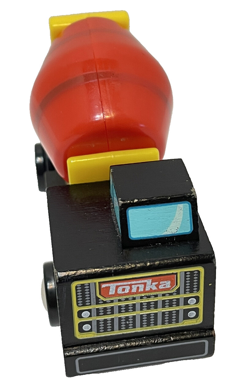Tonka 62001 Wooden Toys 2015 Cement Truck Black Red Yellow 3.25 inches