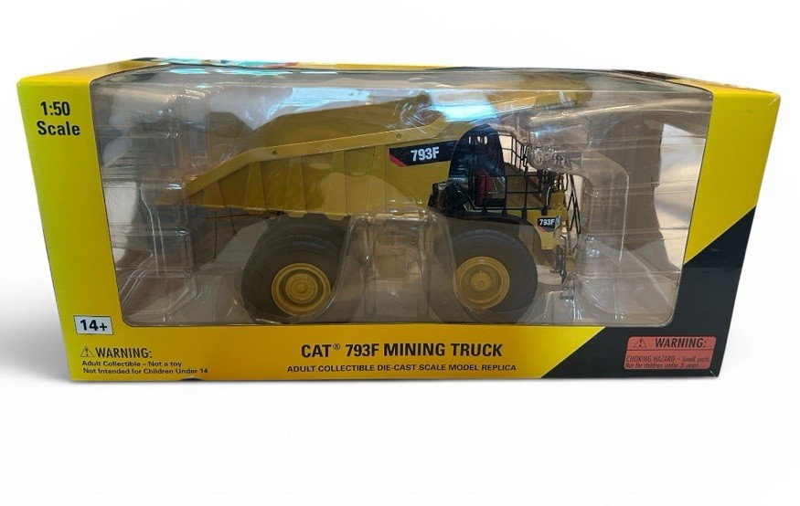 Norscot CAT 793F 1:50 Diecast Mining Truck Yellow/Black Unopened Box 55273