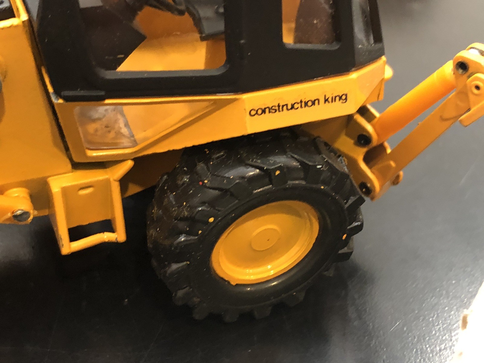 Conrad #2931 CASE 580D Construction King Backhoe Loader Diecast Model – 1:35