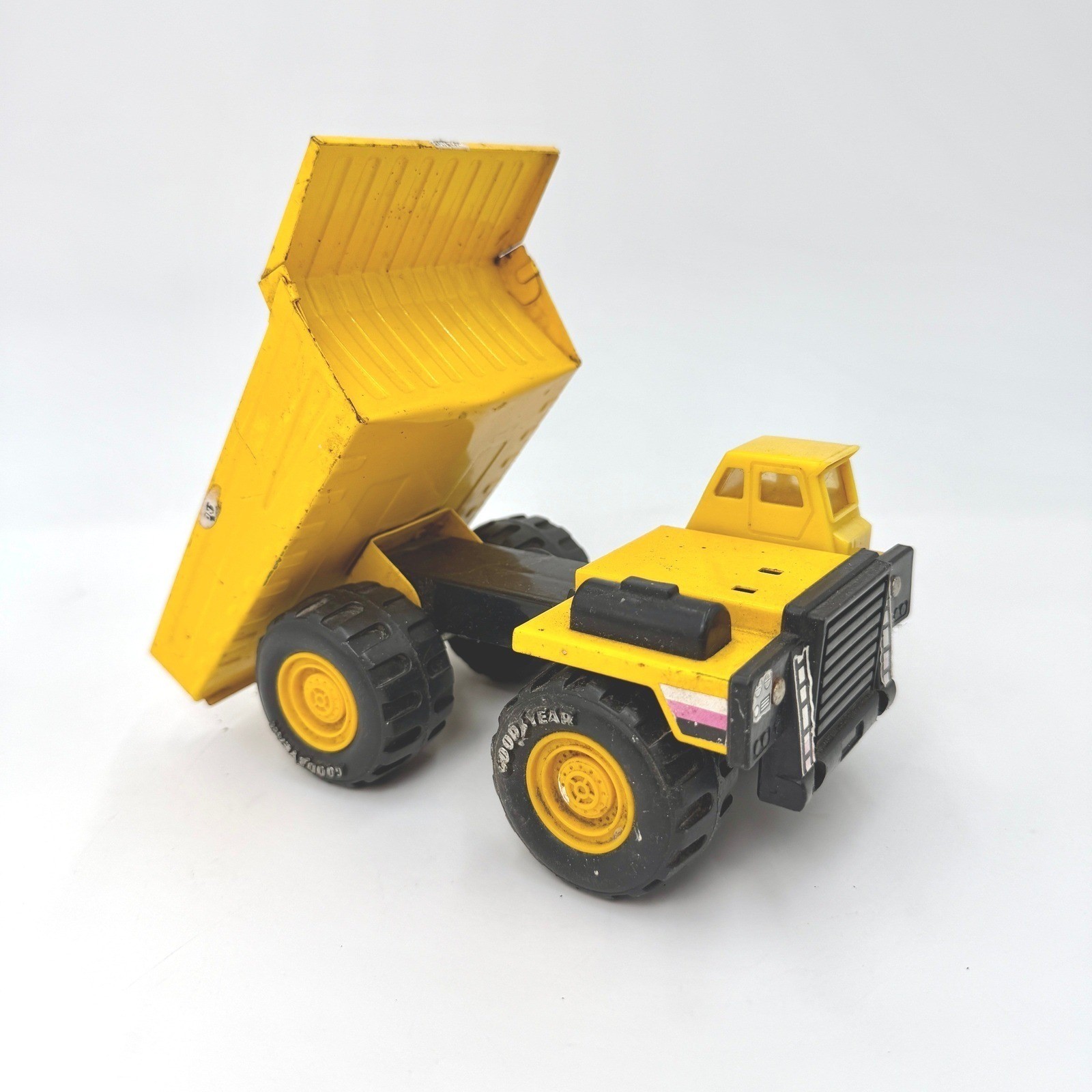 Vintage 1983 REMCO Pressed Steel Dump Truck Yellow Construction Vehicle Korea
