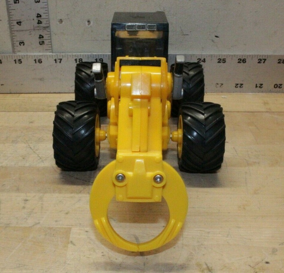 Matchbox 1998 CAT Power Machine Grappler Construction Equipment (NOT WORKING)
