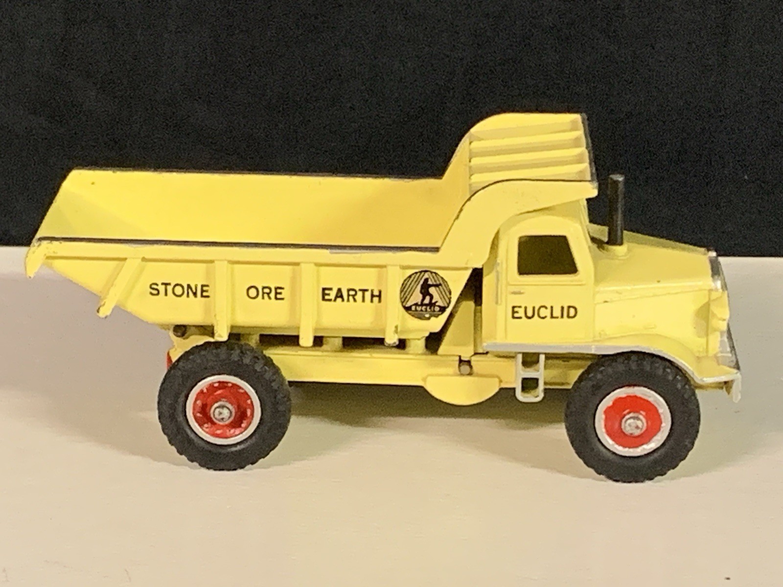Dinky Supertoys #965 Euclid Stone Ore Earth Rear Dump Truck No Box