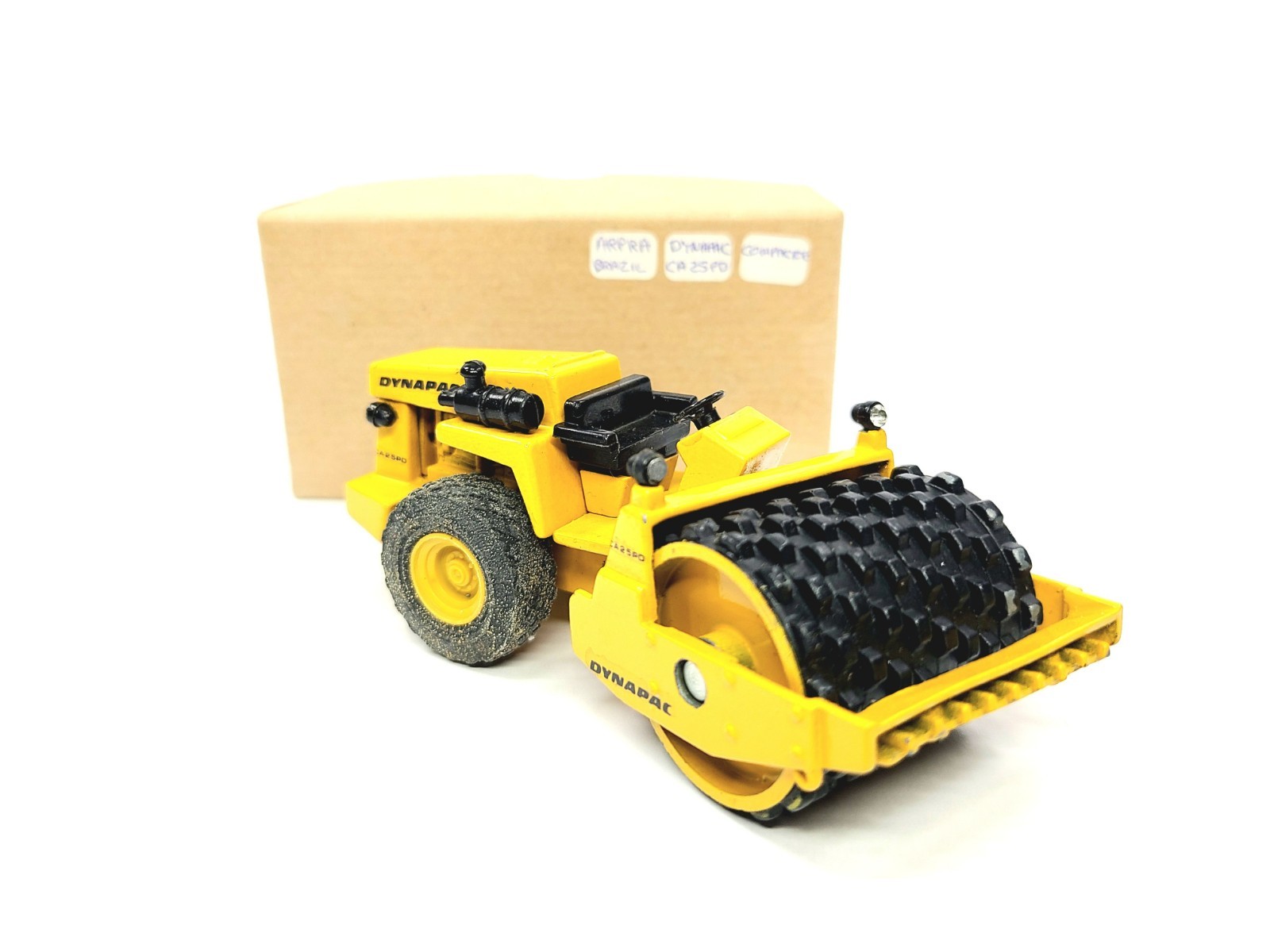 Dynapac CA25PD Padded Compactor – Arpra Supermini 1:50 Scale Diecast Model