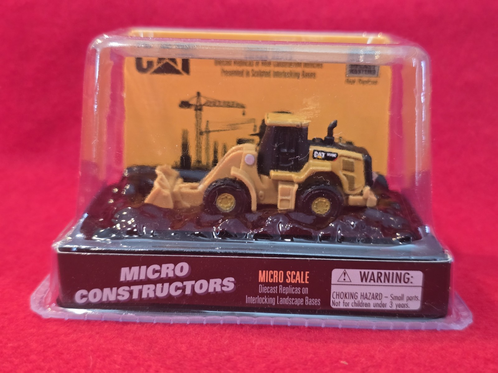 Diecast Masters Cat Micro 950M Wheel Loader – Micro-Constructor Series 85983