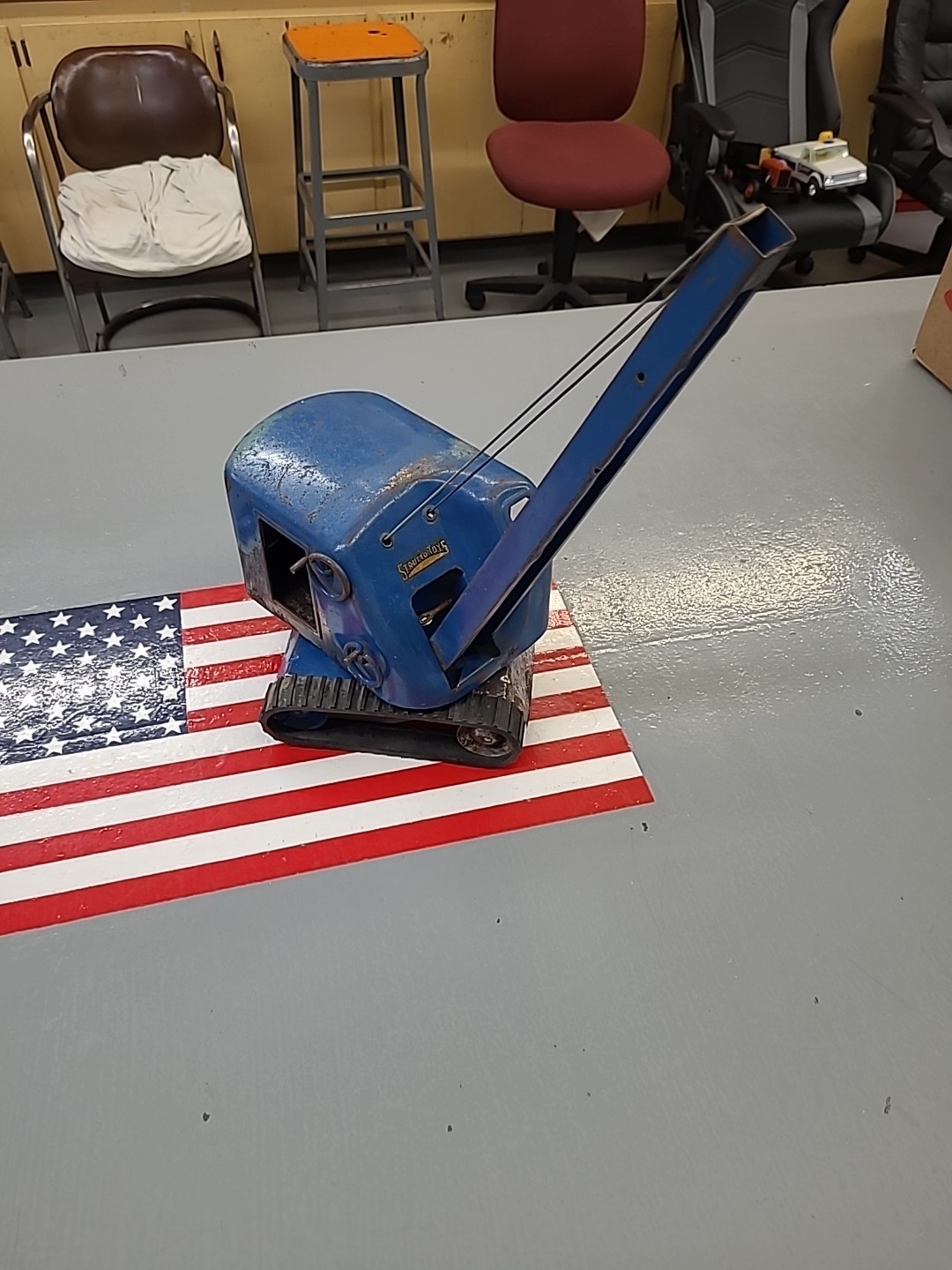 Vintage 1950s Structo Construction Co. Excavator/Crane