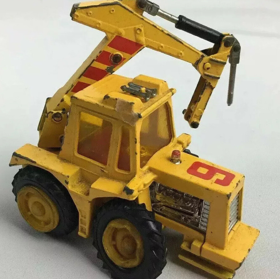 Vintage Matchbox Super Kings Construction Tractor Yellow Truck