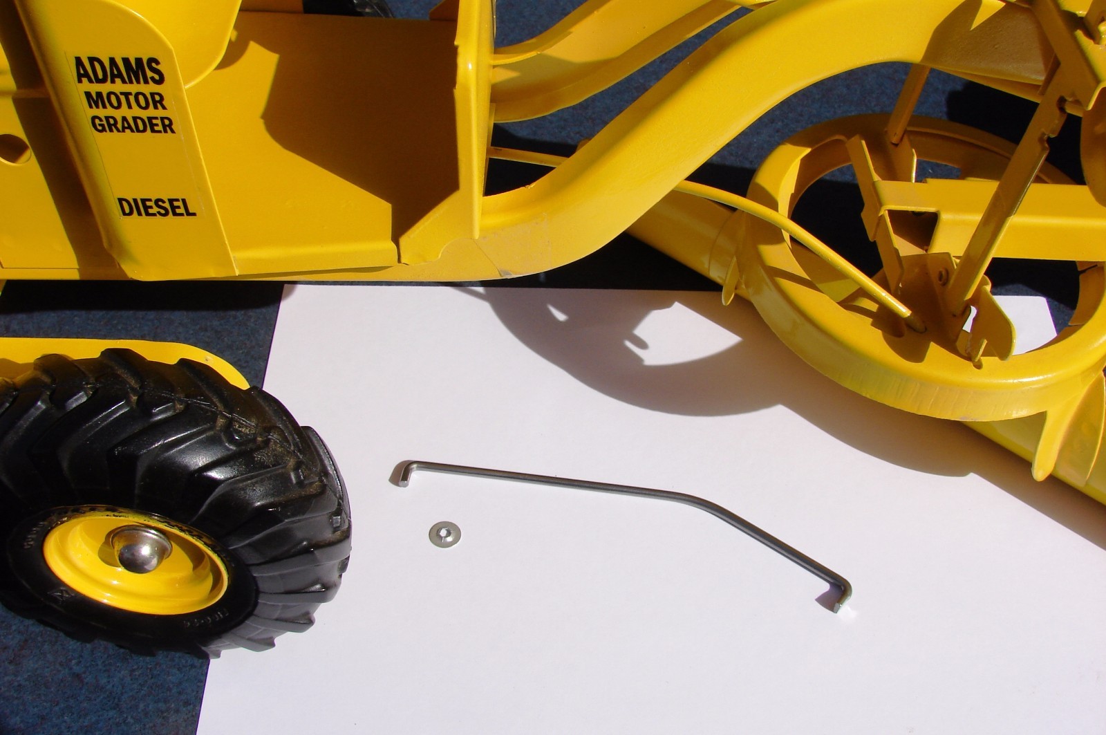 Doepke Model Toys-Adams Road Grader-#2006- Part-(1)-Stabilizer-Steel-1:12 Scale