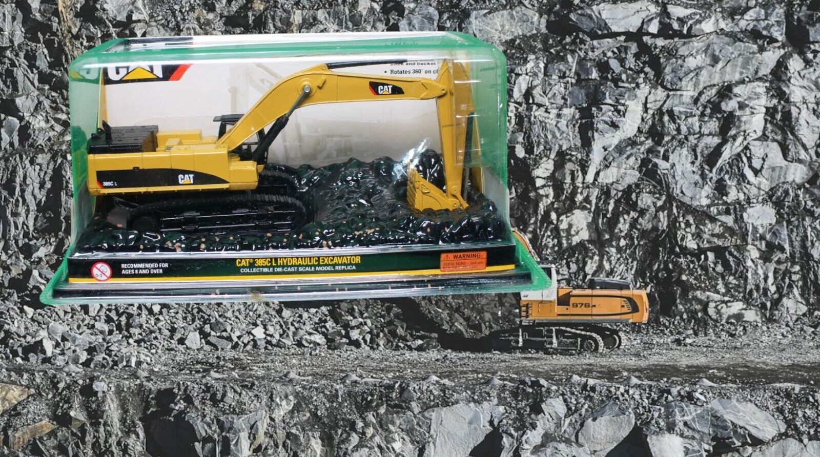 Norscot 1:64 Cat 385C L Hydraulic Excavator #55305