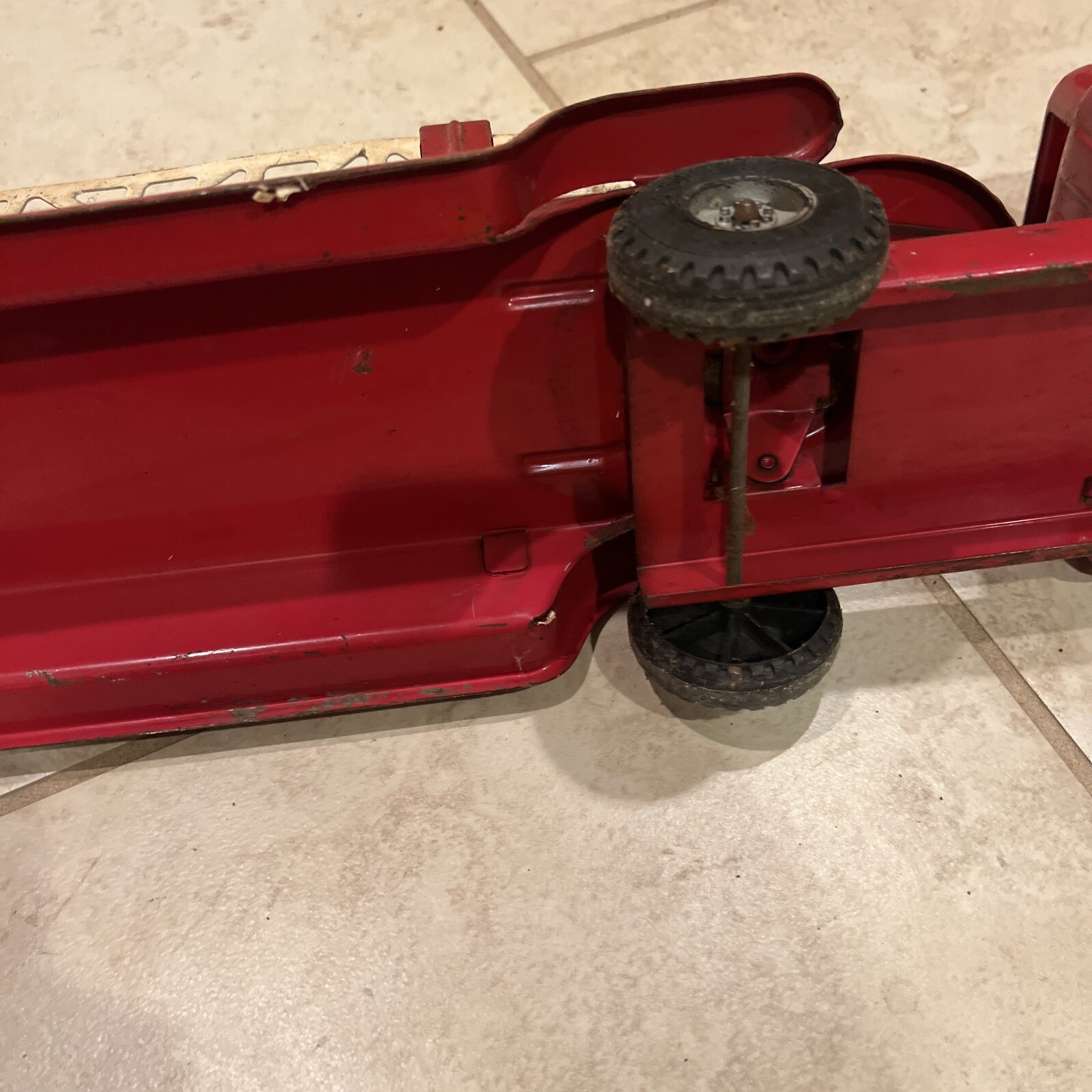 Vintage Buddy “L” GMC Extension Ladder Trailer Fire Truck Display, Parts Or Rep-