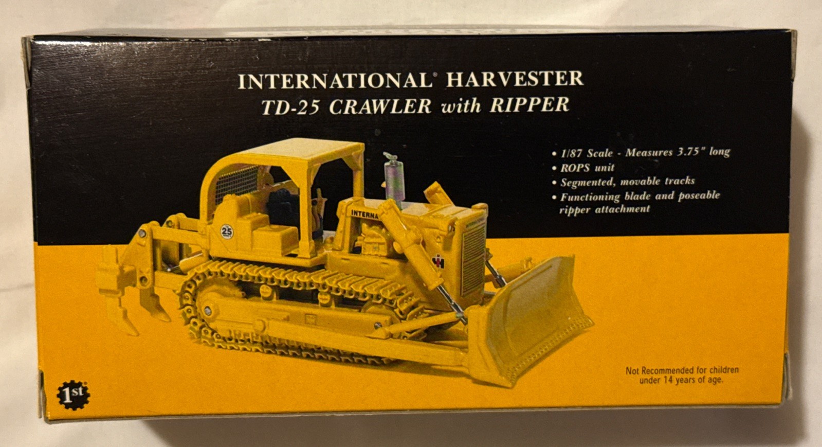 2007 First Gear International Harvester TD-25 Crawler with Ripper 1/87 Scale New