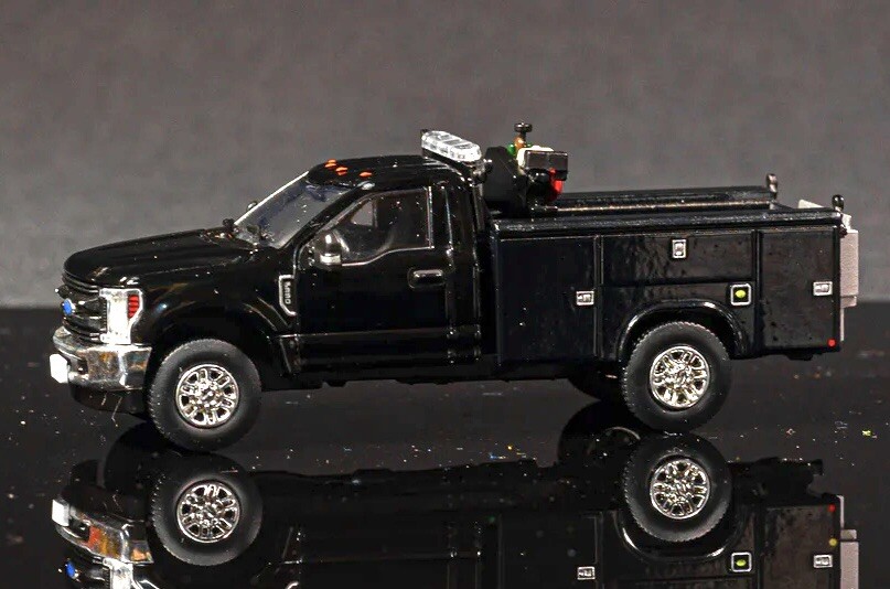 1/50 Scale Tonkin Ford F350 Service Truck – Black
