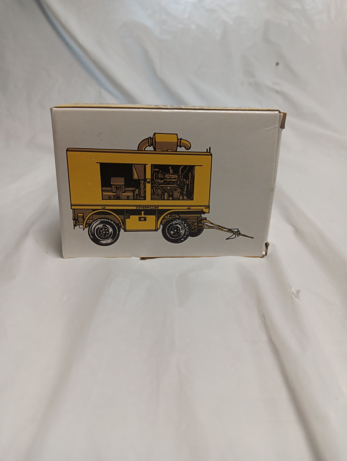 NZG 210 1:50 Caterpillar Generator Set w/CAT Diesel Engine #98