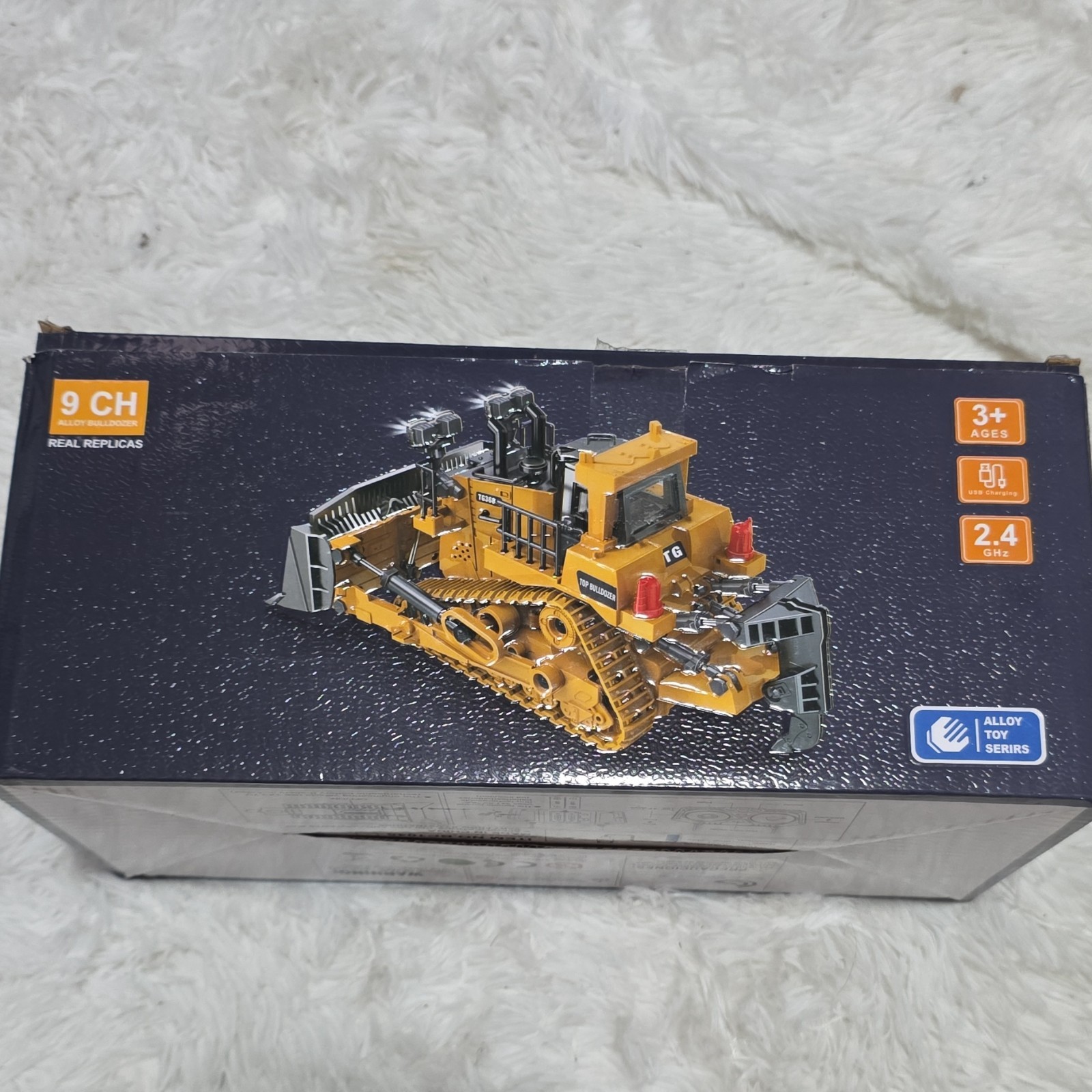 KIDMARKT 9CH RC Alloy Bulldozer Track-Type Tractor 1:24 Yellow BC1045
