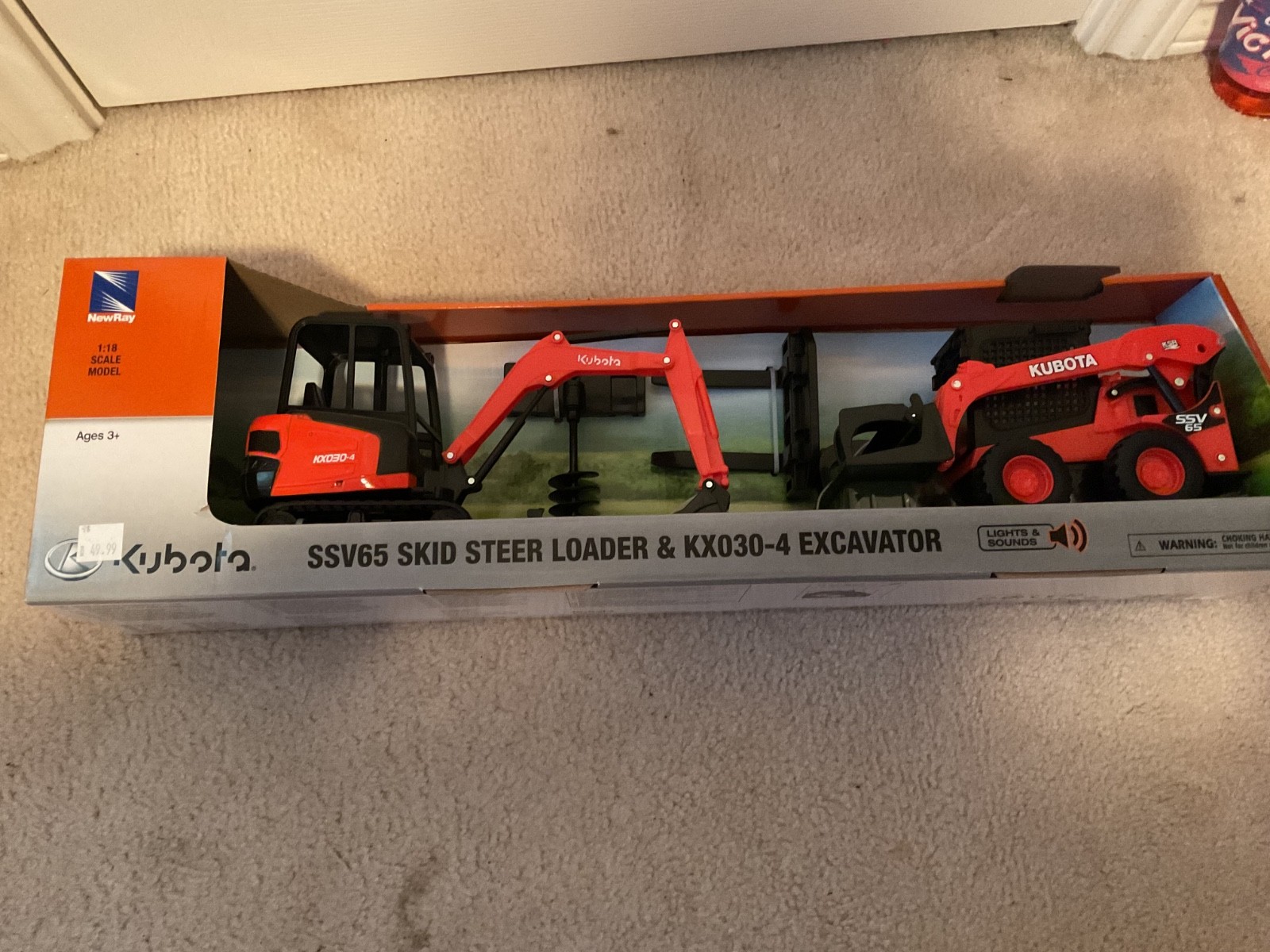 Kubota SSV65 Skid Loader and KX030 Excavator 1:18 Scale by NewRay NIB