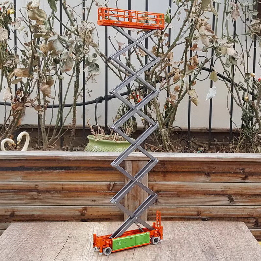 1/35 DINGLI JCPT3214DC Self-Propelled Rough-TerrainScissor Lift Diecast Model