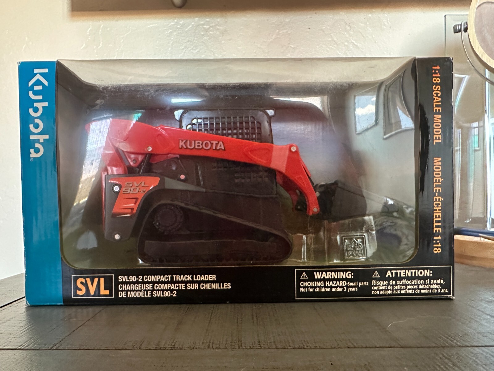 Kubota Compact Track Loader Toy Model SVL90-2 Scale 1:18