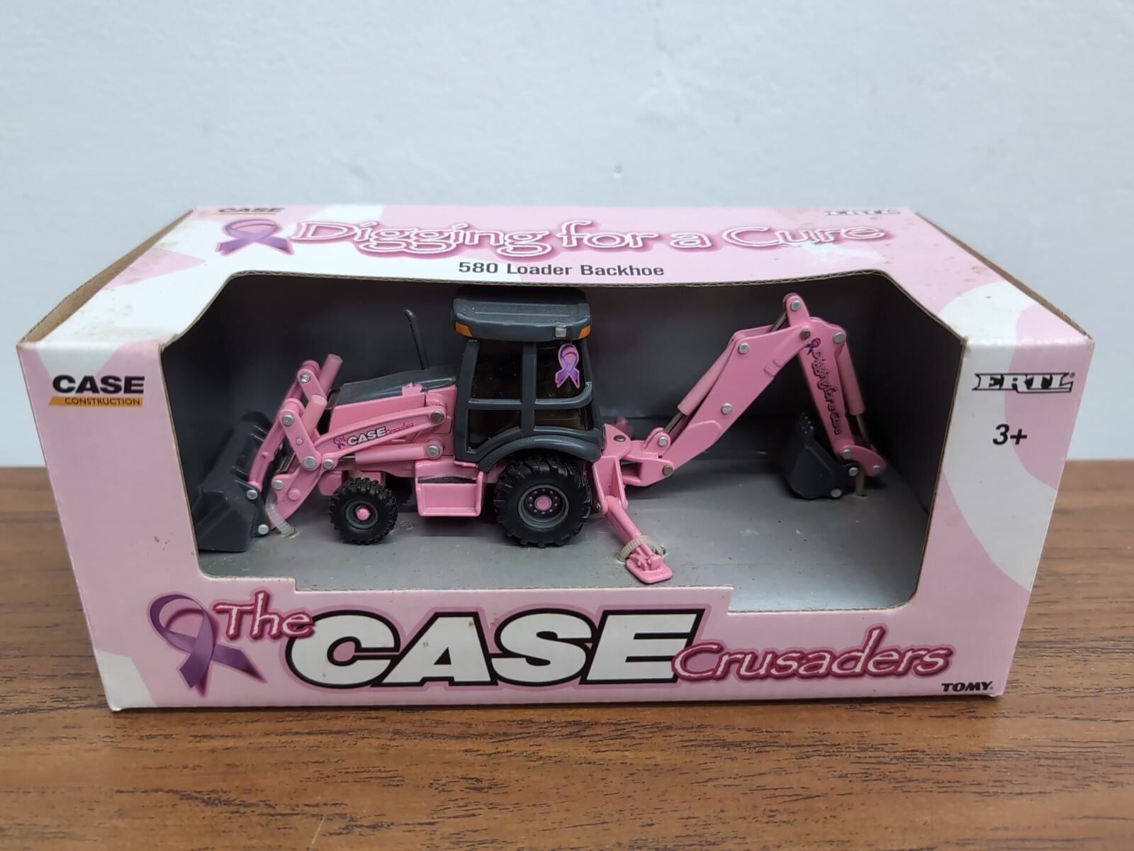 1/50 Ertl Toy “Digging For A Cure” CASE 580 Pink Backhoe