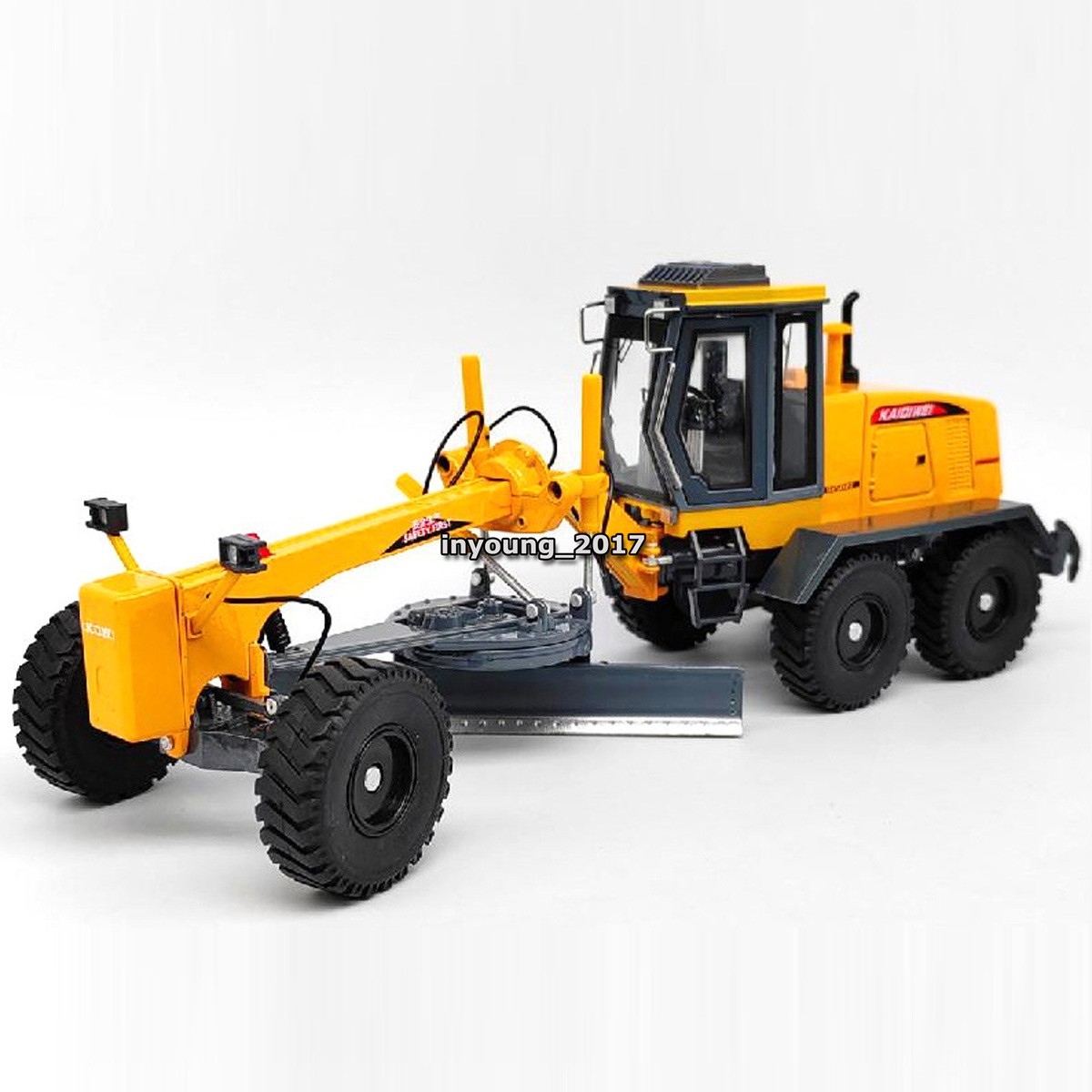 1:35 Grader Truck Model Toy Car Diecast Construction Toys Vehicle for Boys Kids
