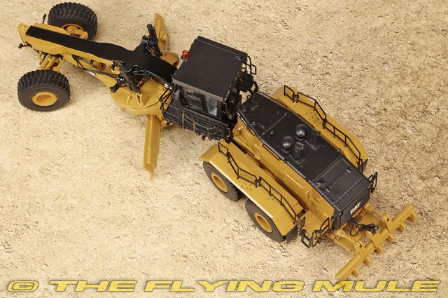 Diecast Masters 1:50 24 Motor Grader