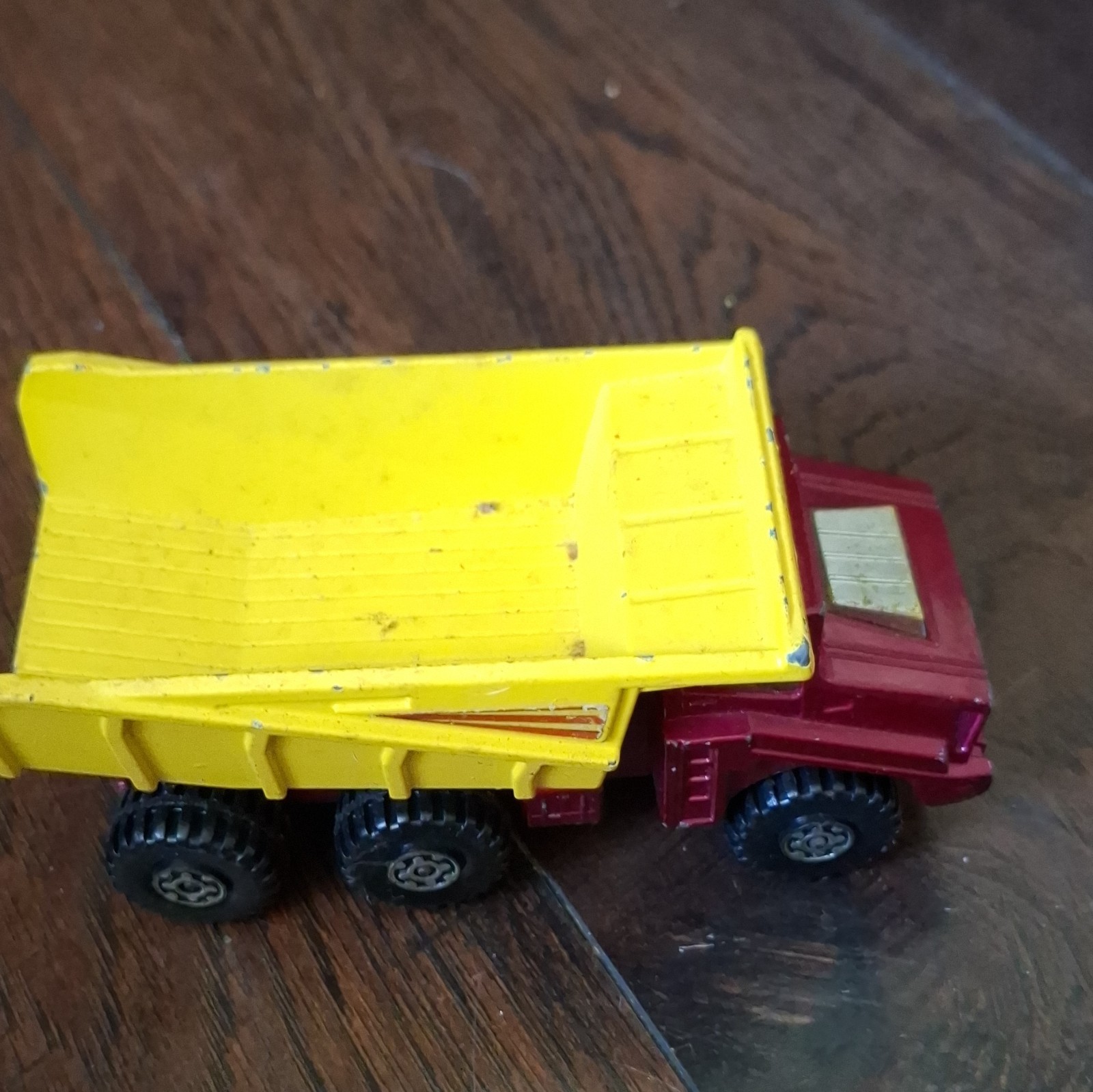 Matchbox Super Kings K-4 Mack Dump Truck 1:64 Diecast England 1973 Yellow