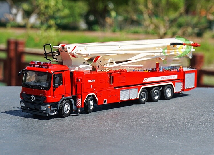1:50 SANY 62M Water Tower Fire Truck Recue Vehicles Diecast Model Collection