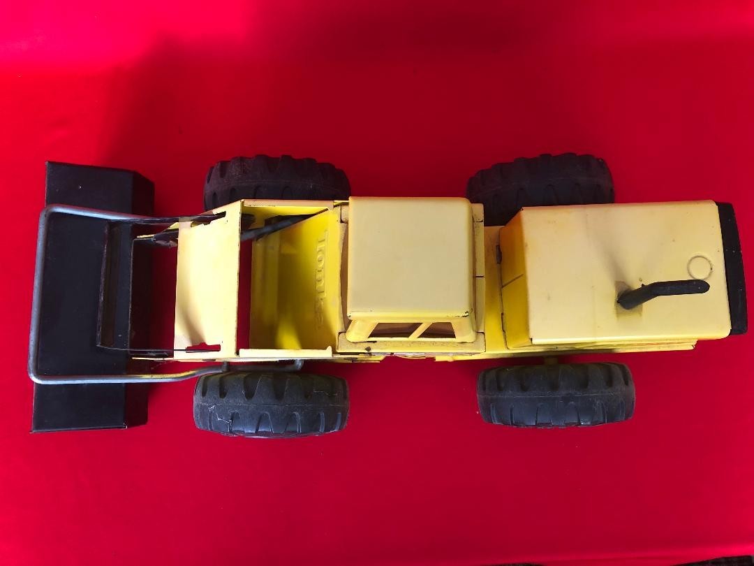 Vintage Tonka Truck Turbo Diesel Front End Loader XMB-975 Steel Construction Toy