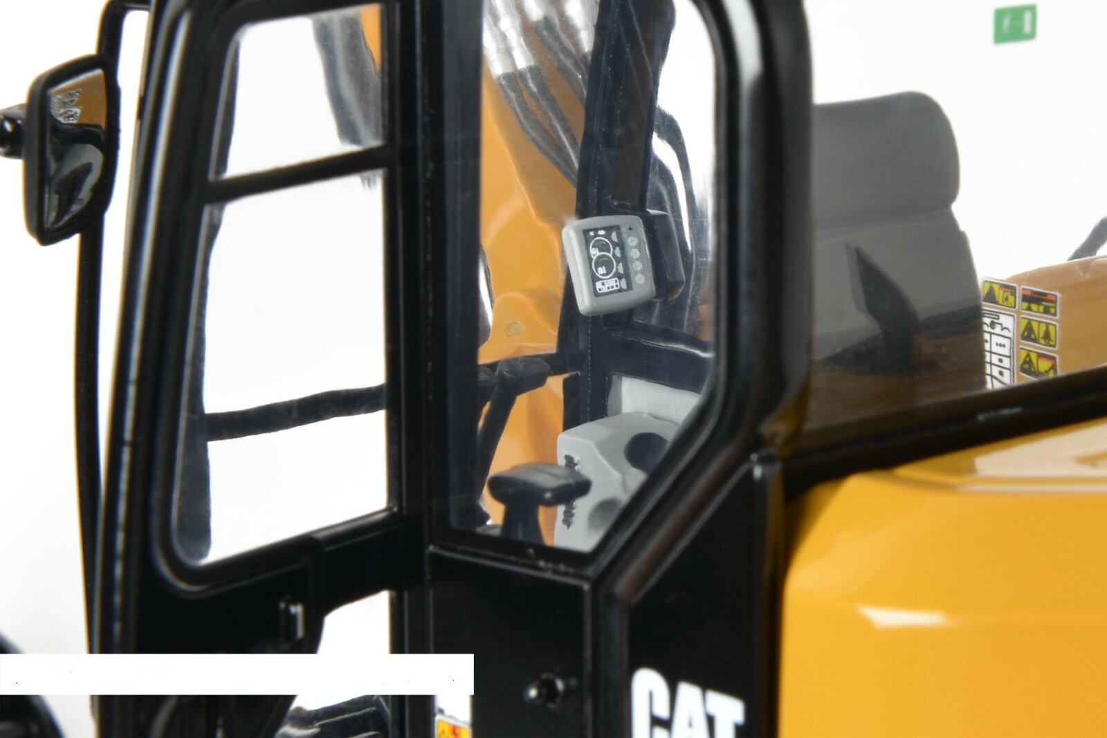 Caterpillar 308E2 CR Excavator w/ Thumb – 1/24 – CCM – Diecast – Brand New 2019