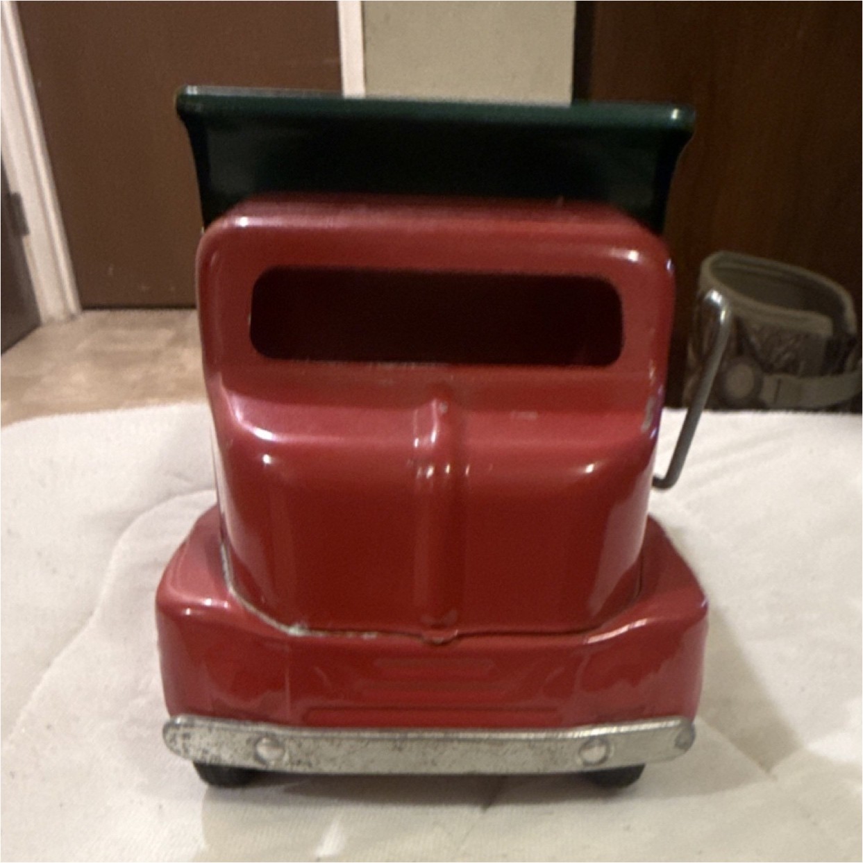 Tonka Pressed Steel Dump Truck Red Green Classic Vintage Toy Vehicle Collectible