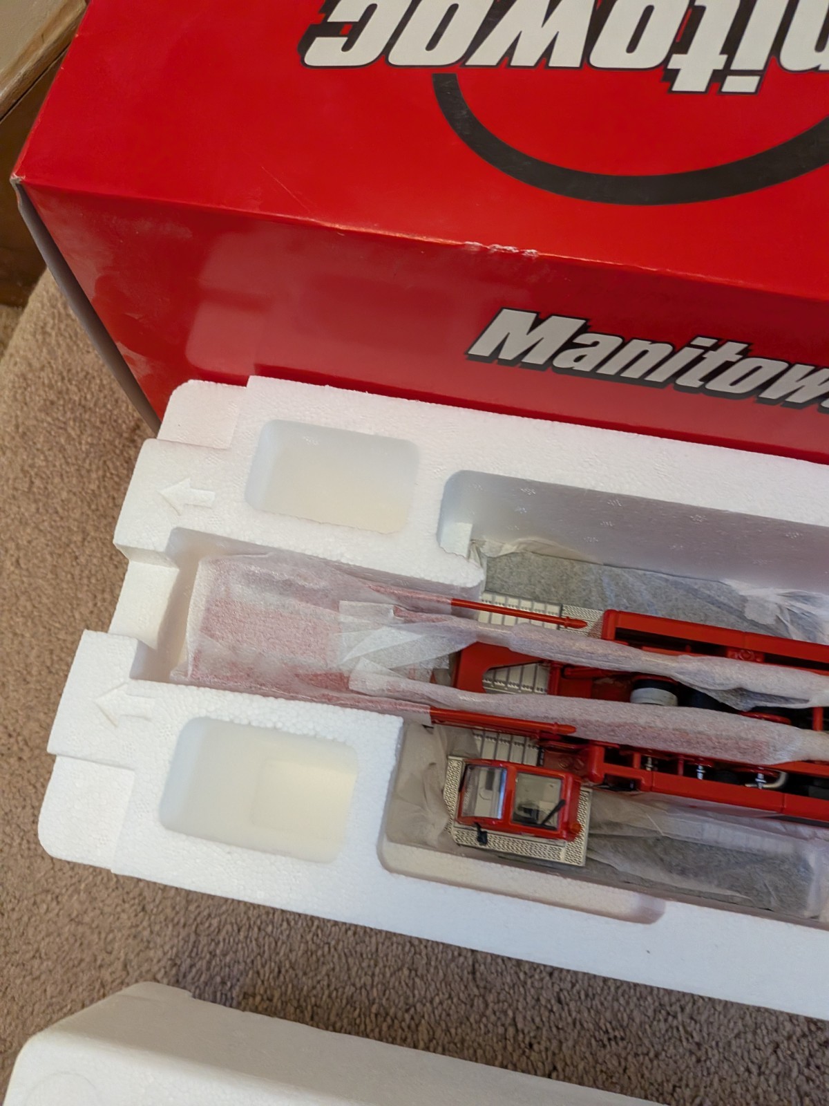 Manitowoc 555 Crawler Crane 1/50.