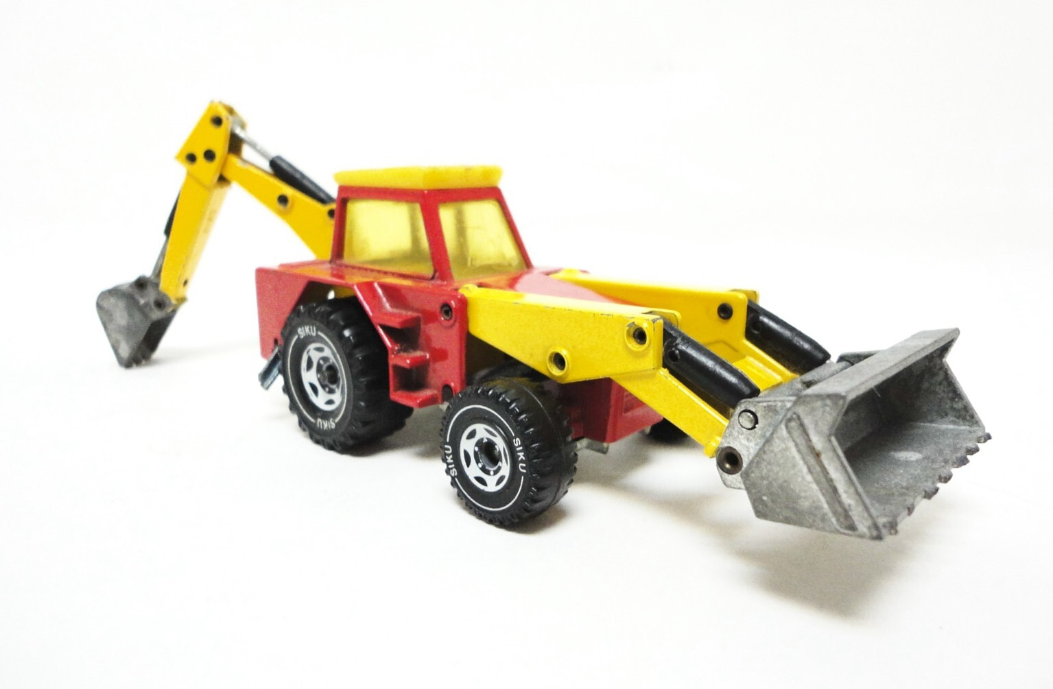 2 Vntg SIKU W. Germany DIECAST BACK HOE LOADERS #2818 & #3531 (Minor Damage)