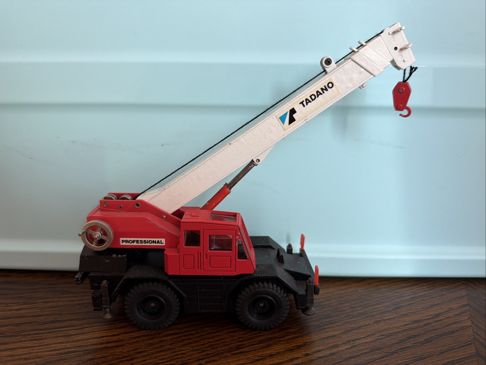 Tadano Rough Terrain Professional Mobile Crane 1:50 Scale Diecast