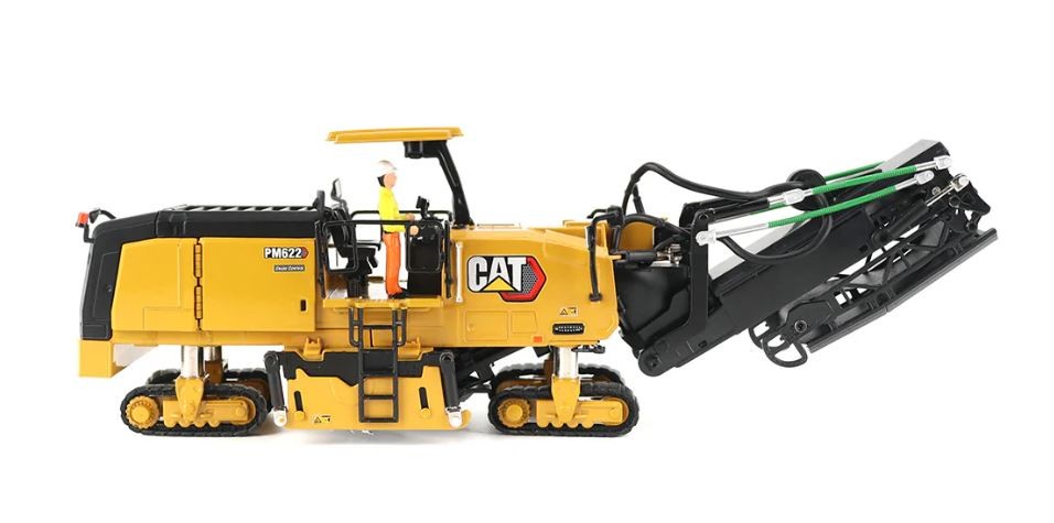 DIECAST MASTERS,Caterpillar PM622 planer with operator, Modern Hex drive, 1/5…