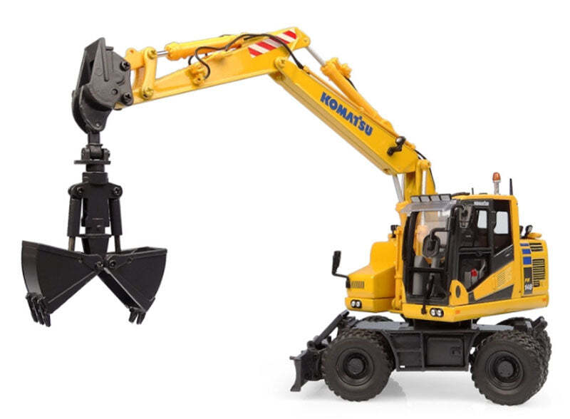 Universal Hobbies 8162 1/50 Scale Komatsu PW148-11 on Wheels