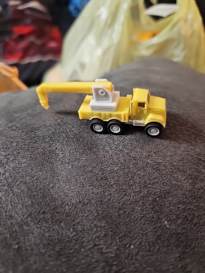 Small Turbo Wheels Plastic Three Axel Crane Truck Yellow- Broken Crane