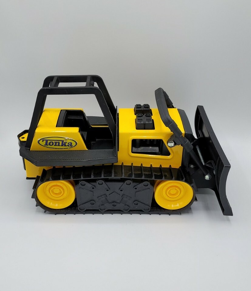 Tonka Bulldozer Toy 92961 Yellow Pressed Steel Tractor Digger