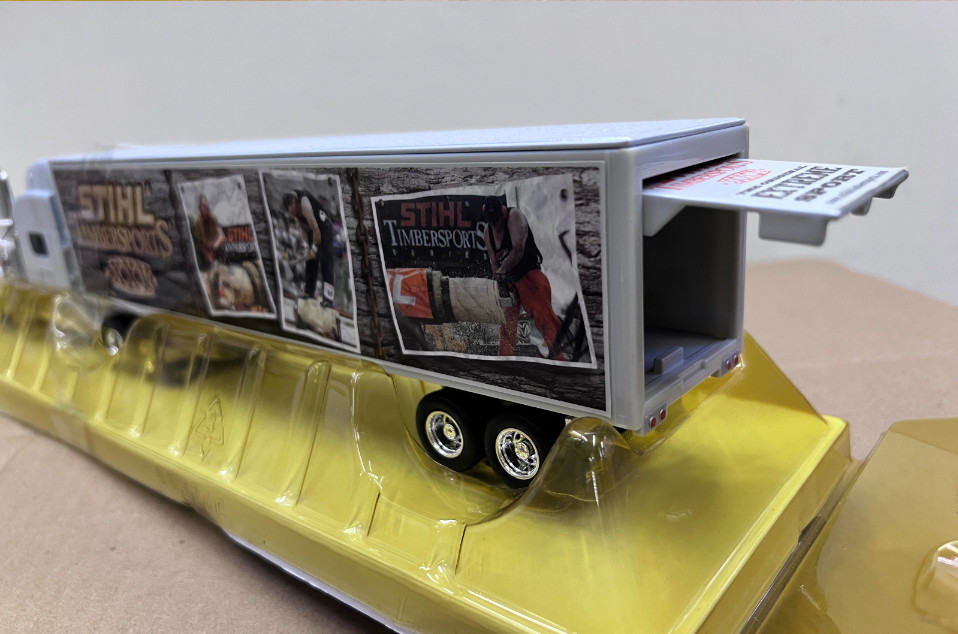 1:50 Norscot PETERBILT 379 Tractor Container Transport Vehicle Diecast Model