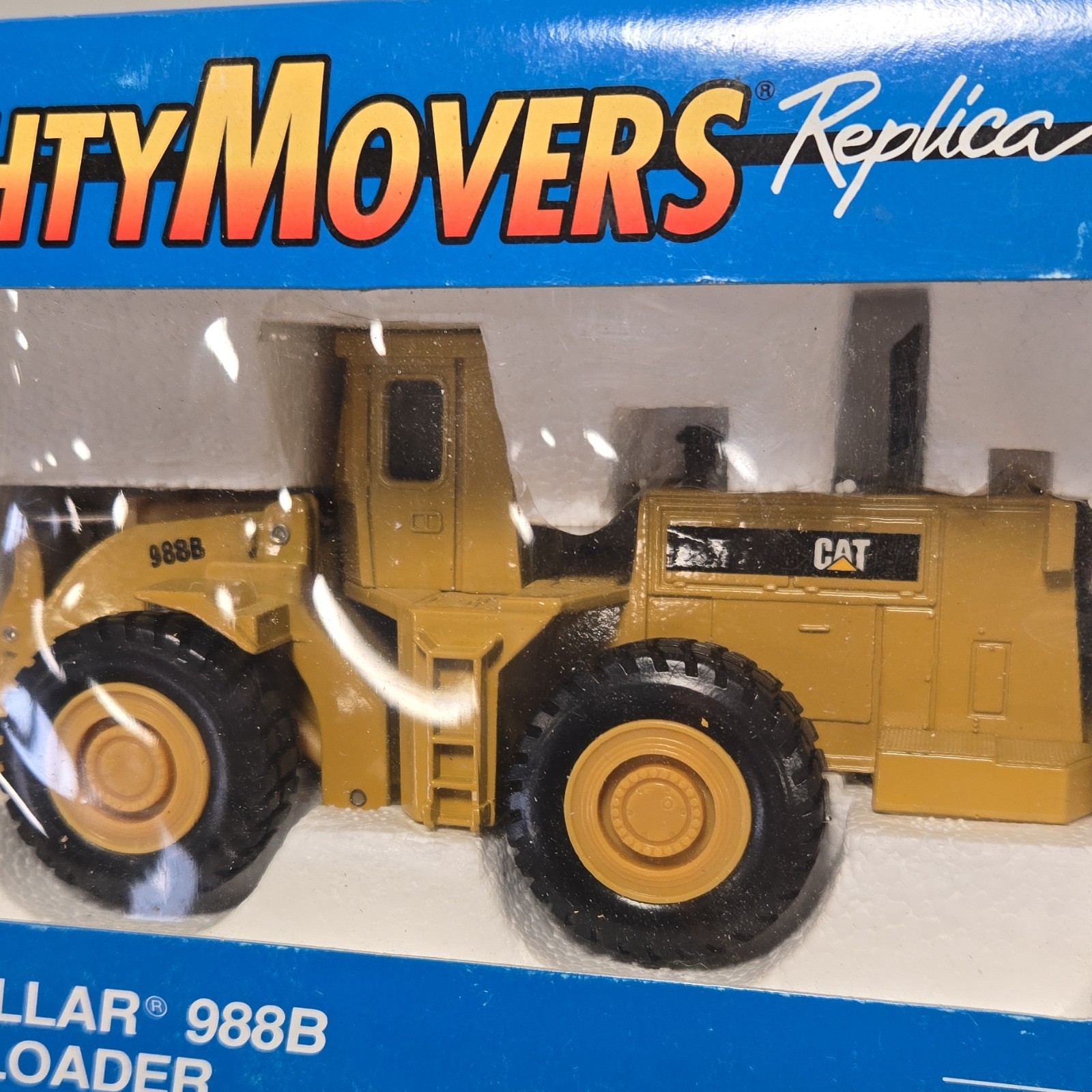 NEW ERTL Mighty Movers CAT Caterpillar 988B Wheel Loader 1:50 Diecast Metal 2435