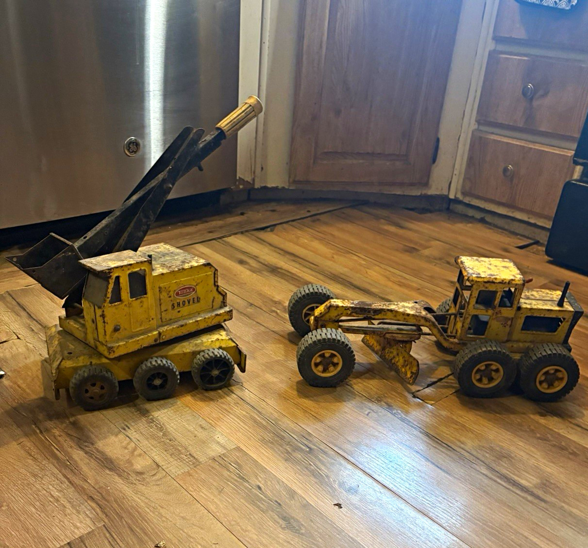 Vintage Lot of 2 Pressed Steel Construction Vehicles Yellow/Black Crane/Shovel