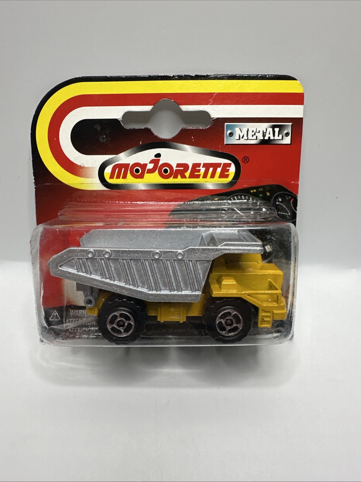 MAJORETTE NOS CONSTRUCTION BENNE CARRIERE DUMP TRUCK 1:100 274 DIE CAST YELLOW.