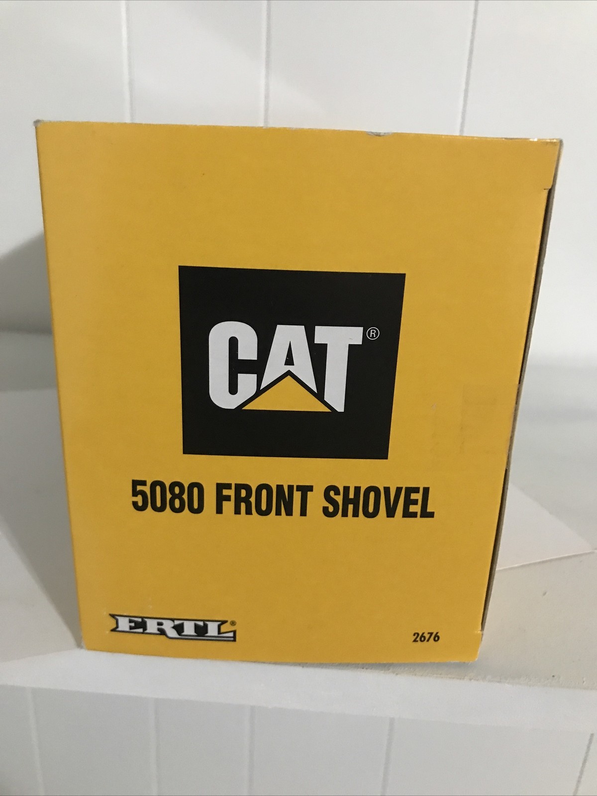 1997 Ertl #2676 1:50 Scale CAT 5080 Front Shovel Die Cast Model Toy In The Box