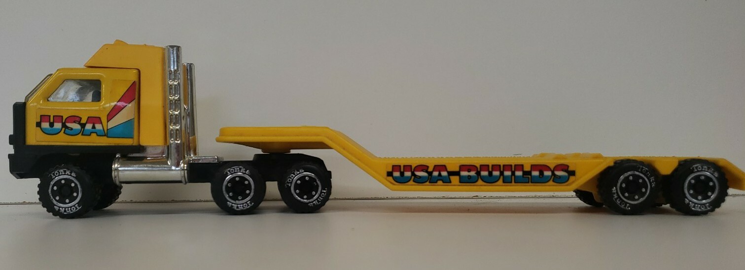 Tonka USA Builds Toy Tractor Trailer Rig – Yellow Semi, 12″ Long