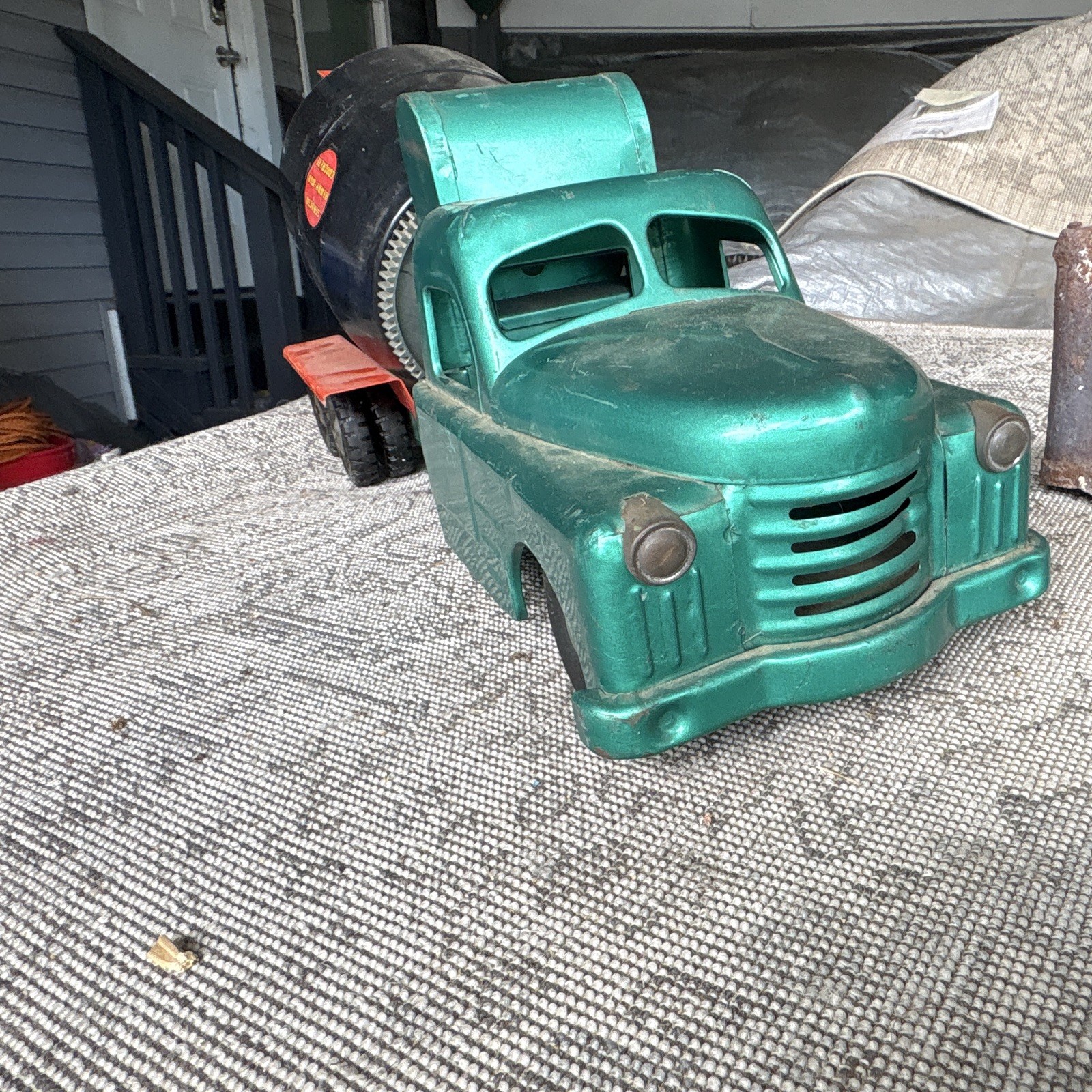 Structo Pressed Steel Cement Mixer Truck Green Red Black Advertising Specimen