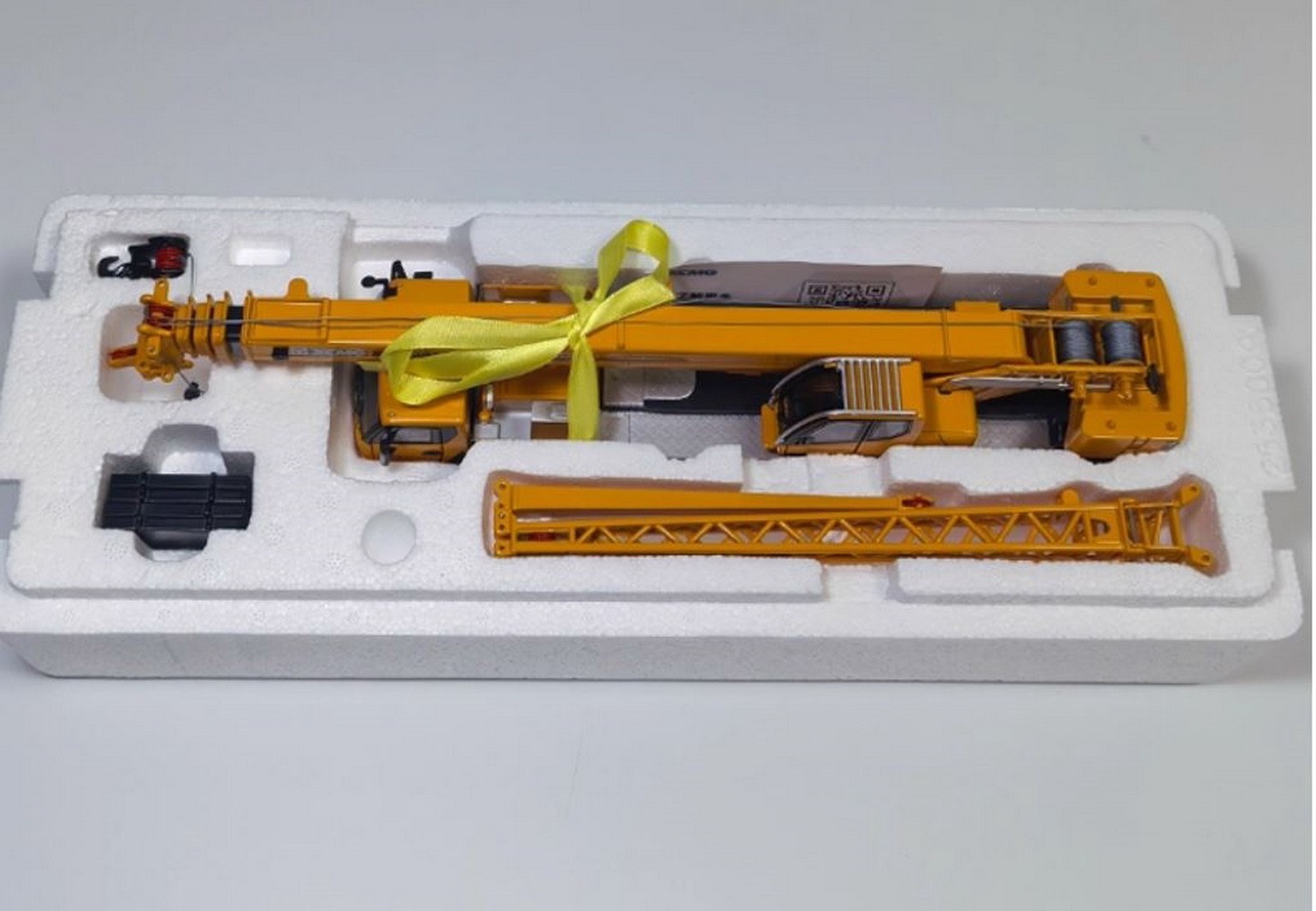 1/50 Scale XCMG XCT50G5-1 Truck Crane Diecast Model Toy Collection Gift NIB